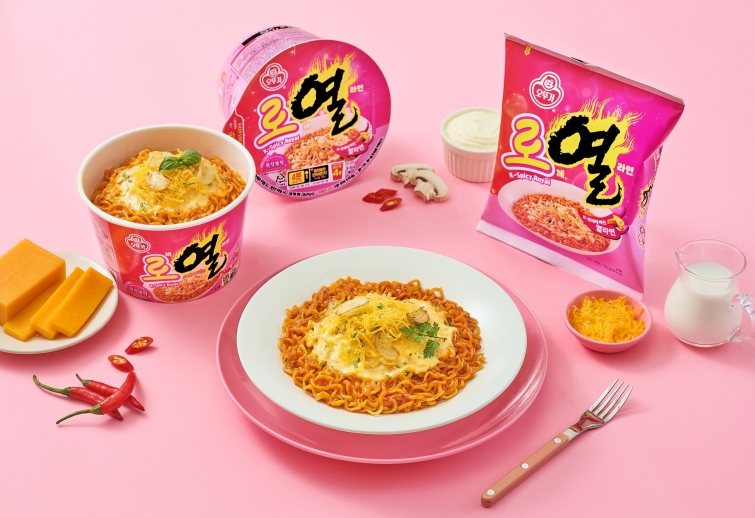 오뚜기 로열라면 연출컷.jpg