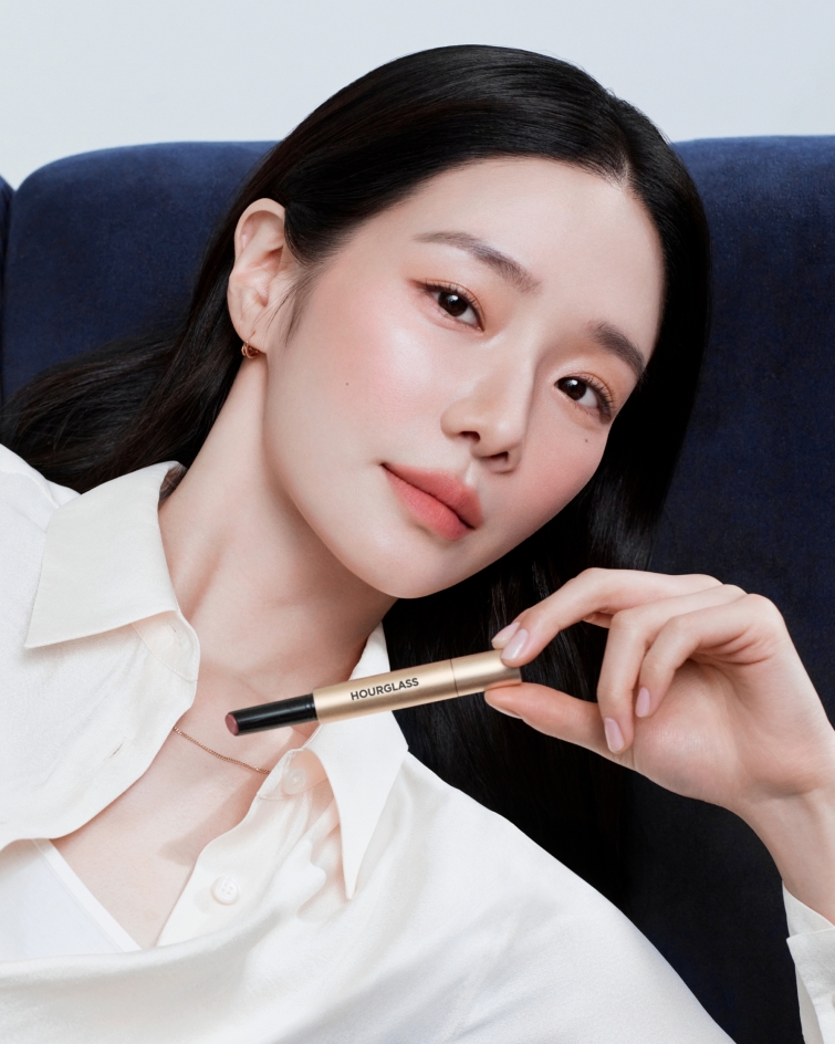 [아워글래스] 새 브랜드 파트너 '박규영'.jpg