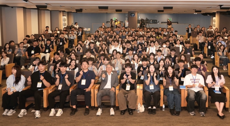 20260713_2026 Welcome to KG_단체사진_1.jpg