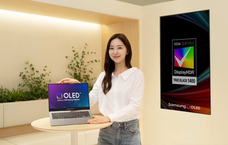 사진1. 삼성 탠덤 OLED_트루블랙 1400.jpg