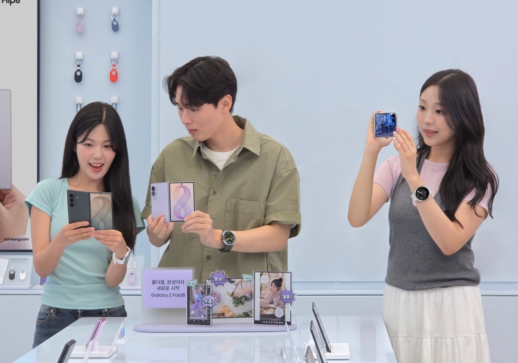 '갤럭시 Z 폴드8 울트라·폴드8·플립8', '갤럭시 워치 울트라2·워치9' 국내 출시(2).jpg