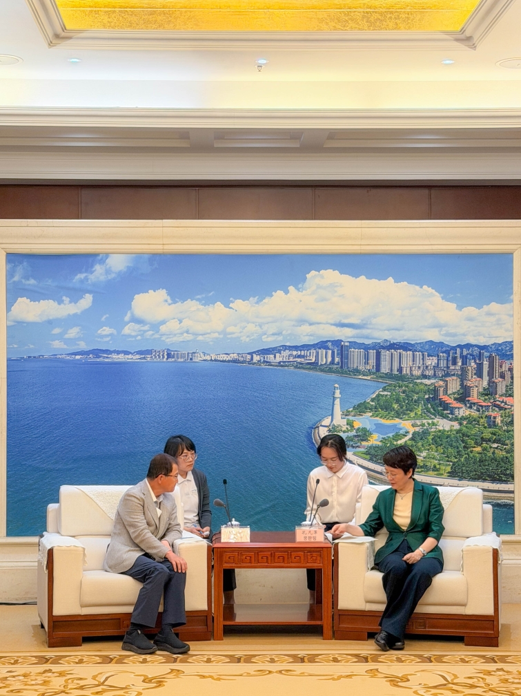 사진1. 박찬구회장-쿵판핑시장 간담.JPG