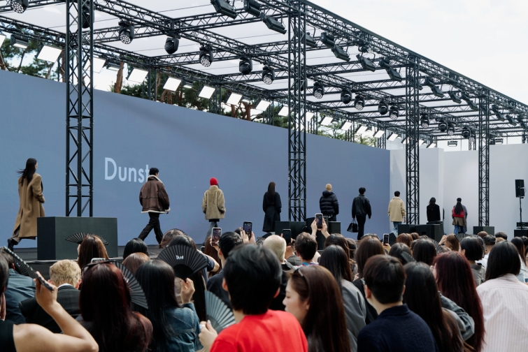 [참고사진1] 던스트 서울패션위크 패션쇼.jpg