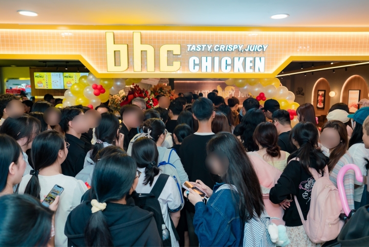 [붙임1] bhc, 베트남 1호점 매장 오픈 001.jpg