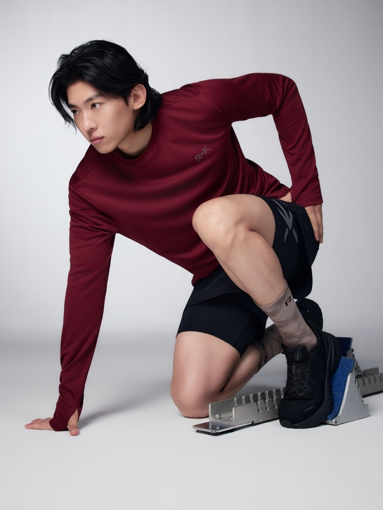 [사진자료]1. 젝시믹스 2026 FW ‘MADE TO MOVE’ 캠페인 덱스 화보(1).jpg