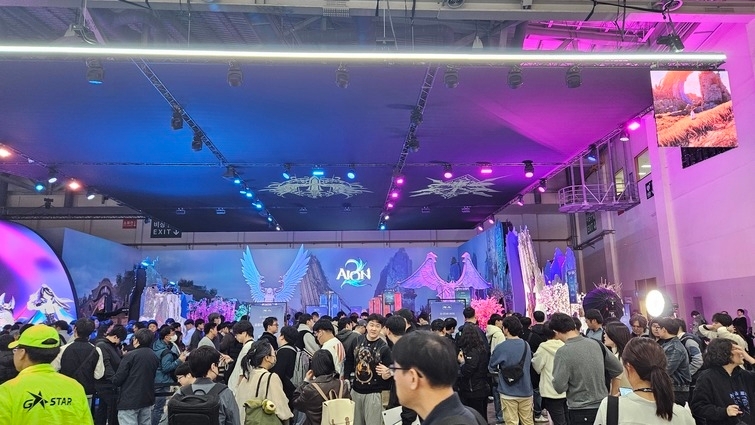 엔씨 지스타 부스.jpg