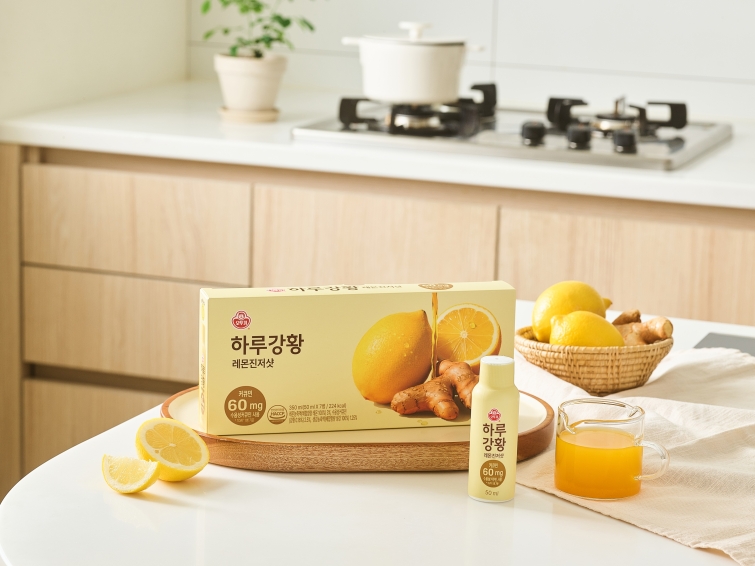 오뚜기 하루강황 레몬진저샷 연출컷_1.jpg