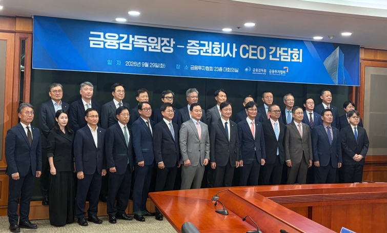 단체사진.jpg