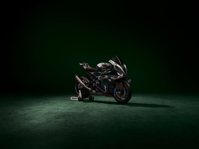 사진1-전 세계 115대 한정 ‘BMW M 1000 RR 맨섬 TT 한정 에디션’, ‘BMW 모토라드 데이즈 2026’에서 국내 최초 공개.jpg